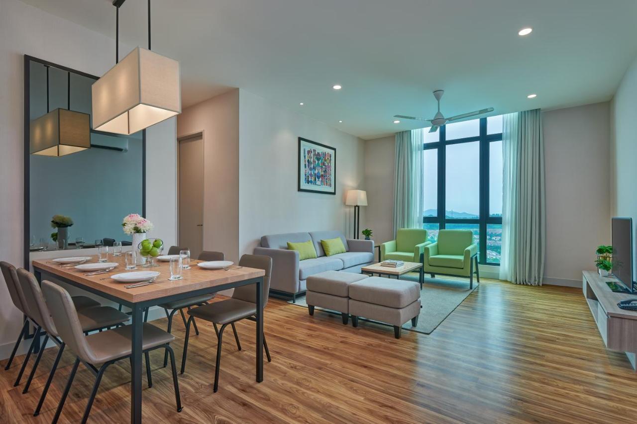 Mercure Living Putrajaya Buitenkant foto Living Hall