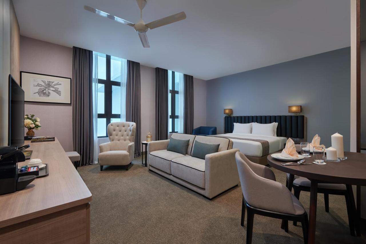Mercure Living Putrajaya Buitenkant foto Deluxe Suite