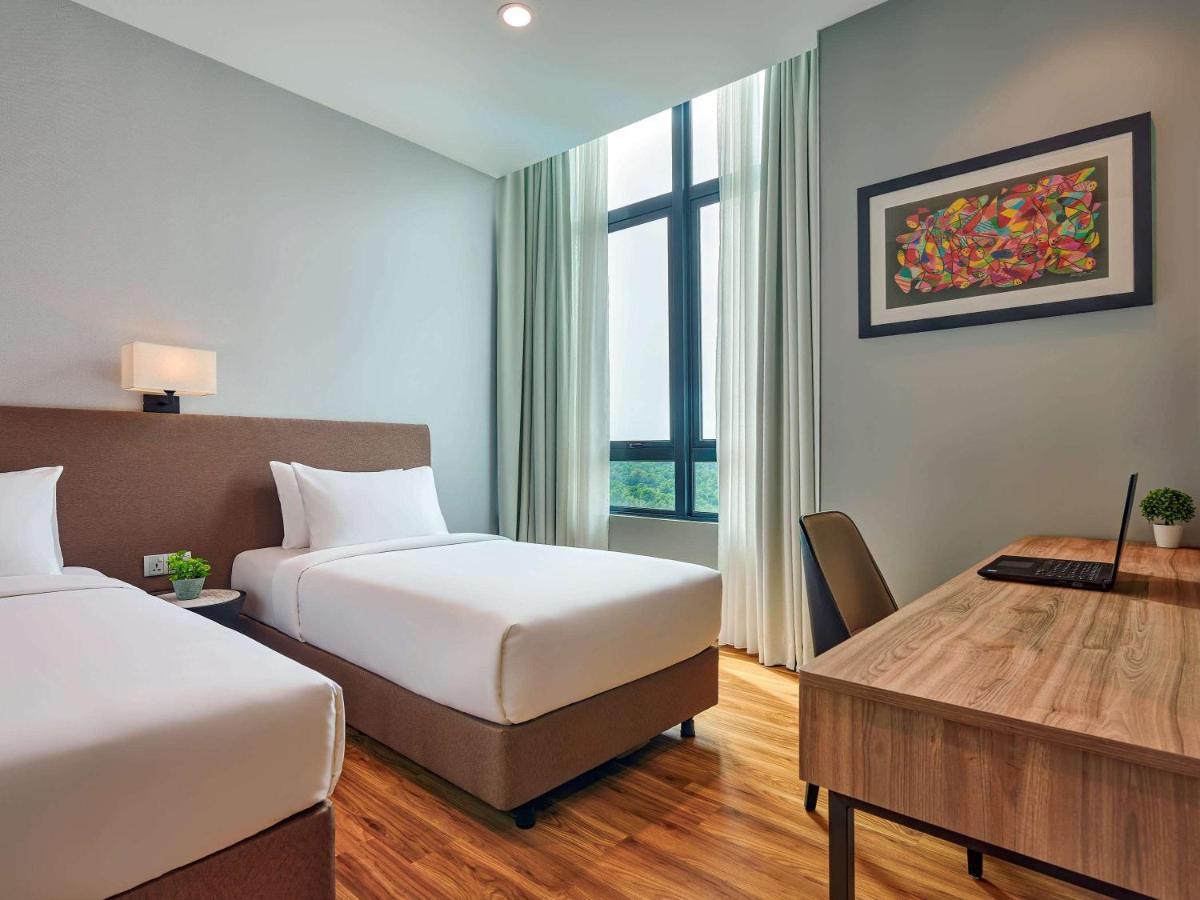 Mercure Living Putrajaya Buitenkant foto Deluxe Room